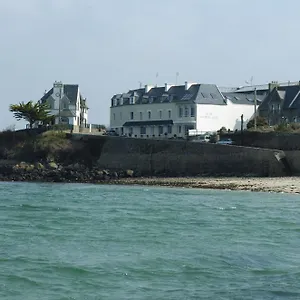 Baie Des Anges Hotel Landéda